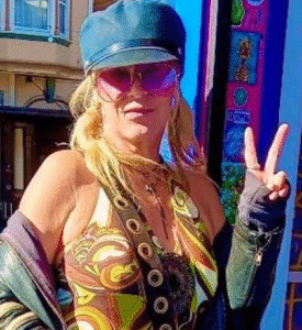 Linda Kelly